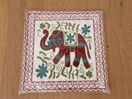 Neuer Kissenbezug mit Elefanten-Motiv im asiatischen Stil
