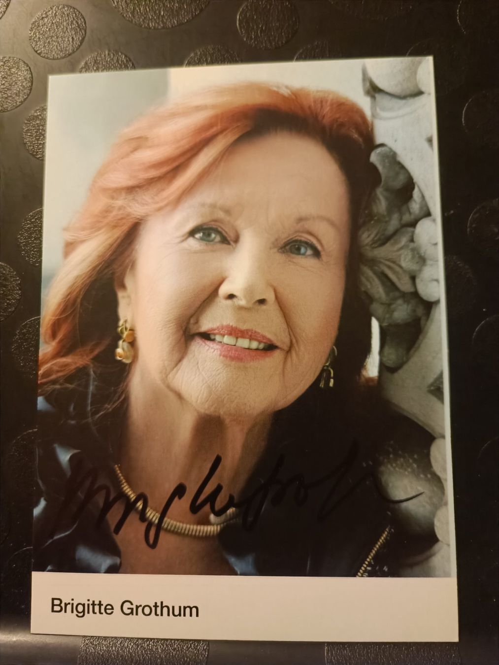 Autogramme: Brigitte Grothum - handsigniert – Gebraucht aus Menziken von Artographs