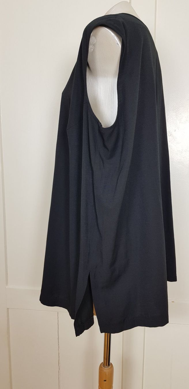 Top: Top, Blusentop, Sempre piu, Gr. 54 56 – Usato da Uster venduto da Astral 2