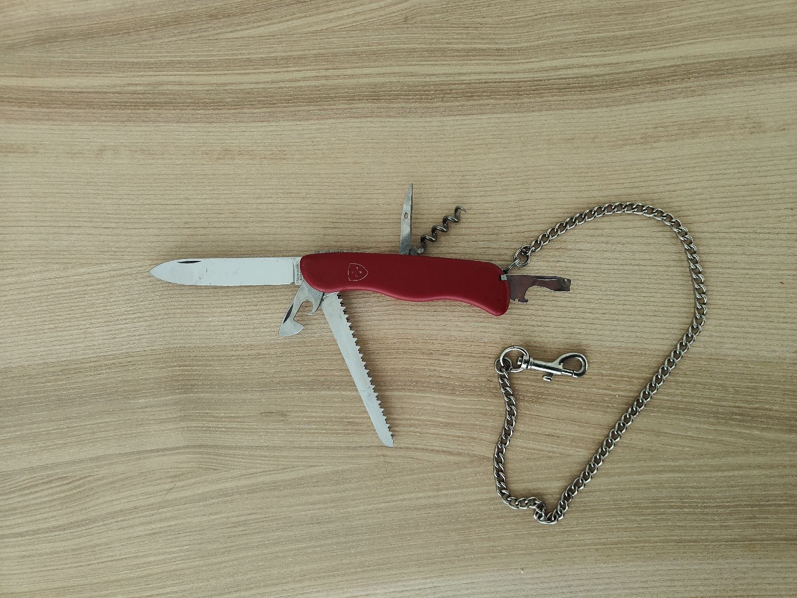 Victorinox Coltelli tascabile: Victorinox Sackmesser inkl. Kette – Usato da Emmen venduto da Mocck 4