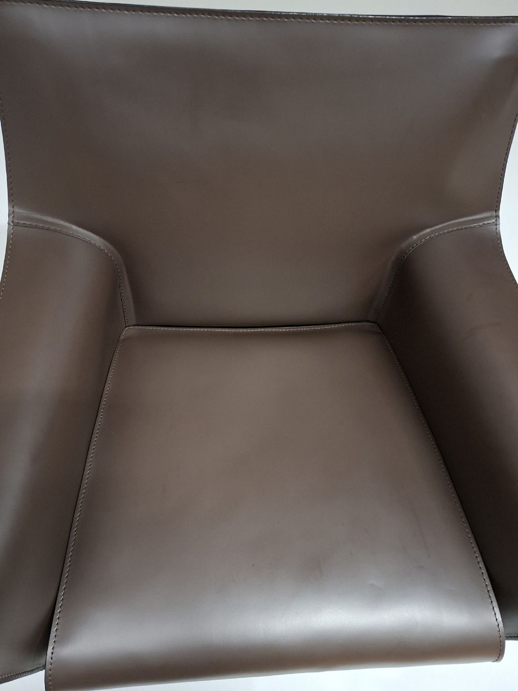 Cassina Poltrone: Cassina Cab 414 Sessel  von Mario Bellini – Usato da Gümligen venduto da V10-Shop 3