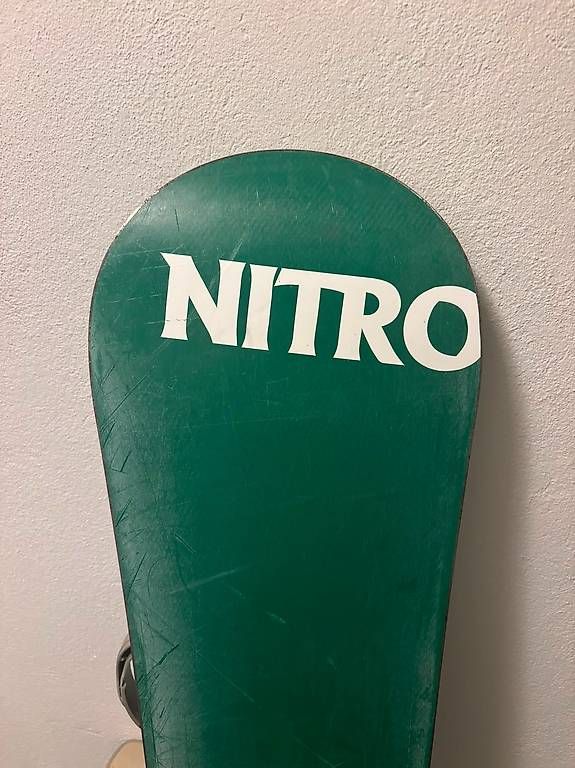 Snowboard Nitro Boards: Nitro T1 Snowboard 156 cm inkl. Bindung – Gebraucht aus Thun von tricoli 2