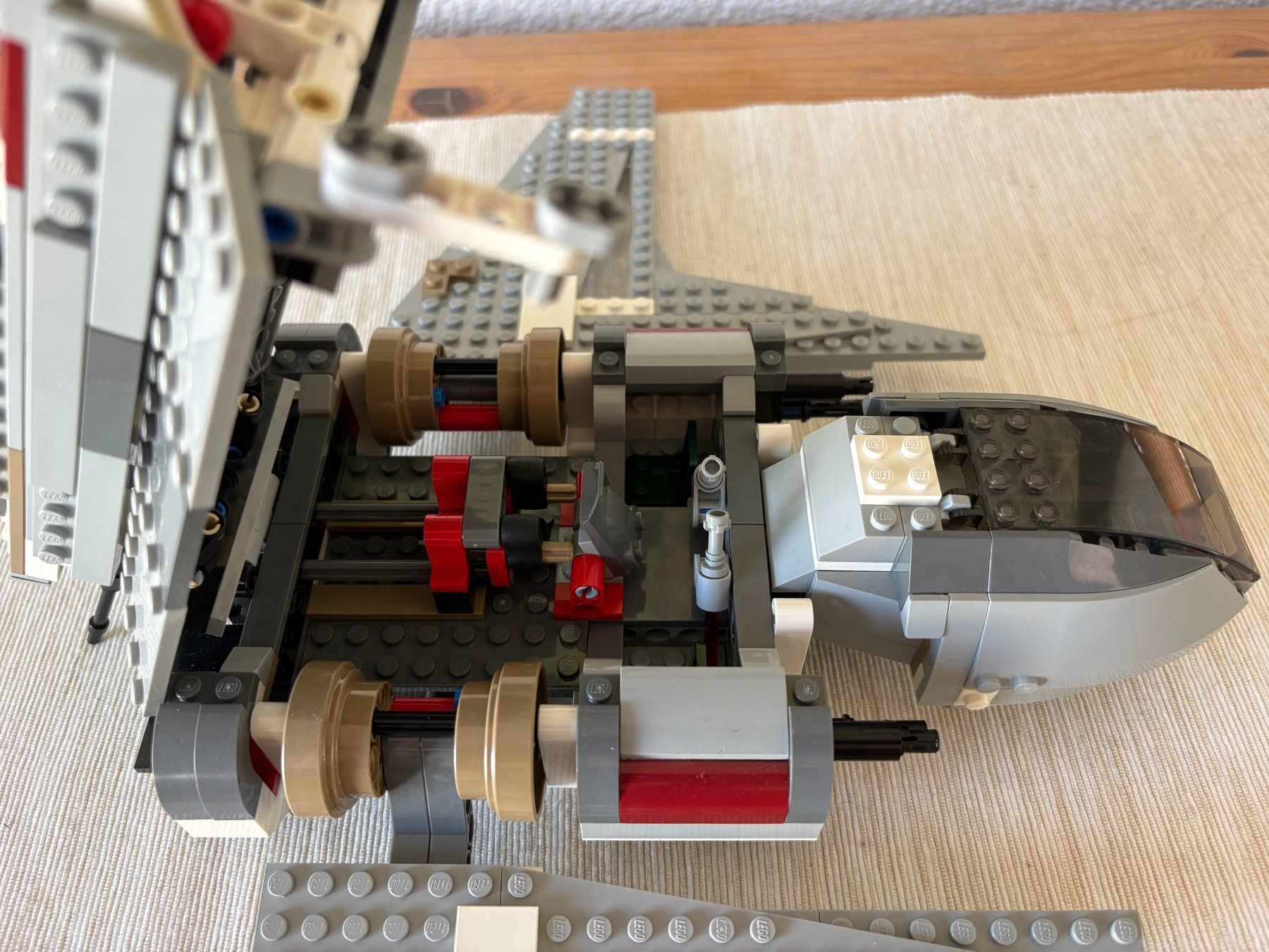 Lego Statuette: LEGO Star Wars 8096 Imperator Palpatines Shuttle – Usato da Nidau venduto da LEGOBrickMT 7