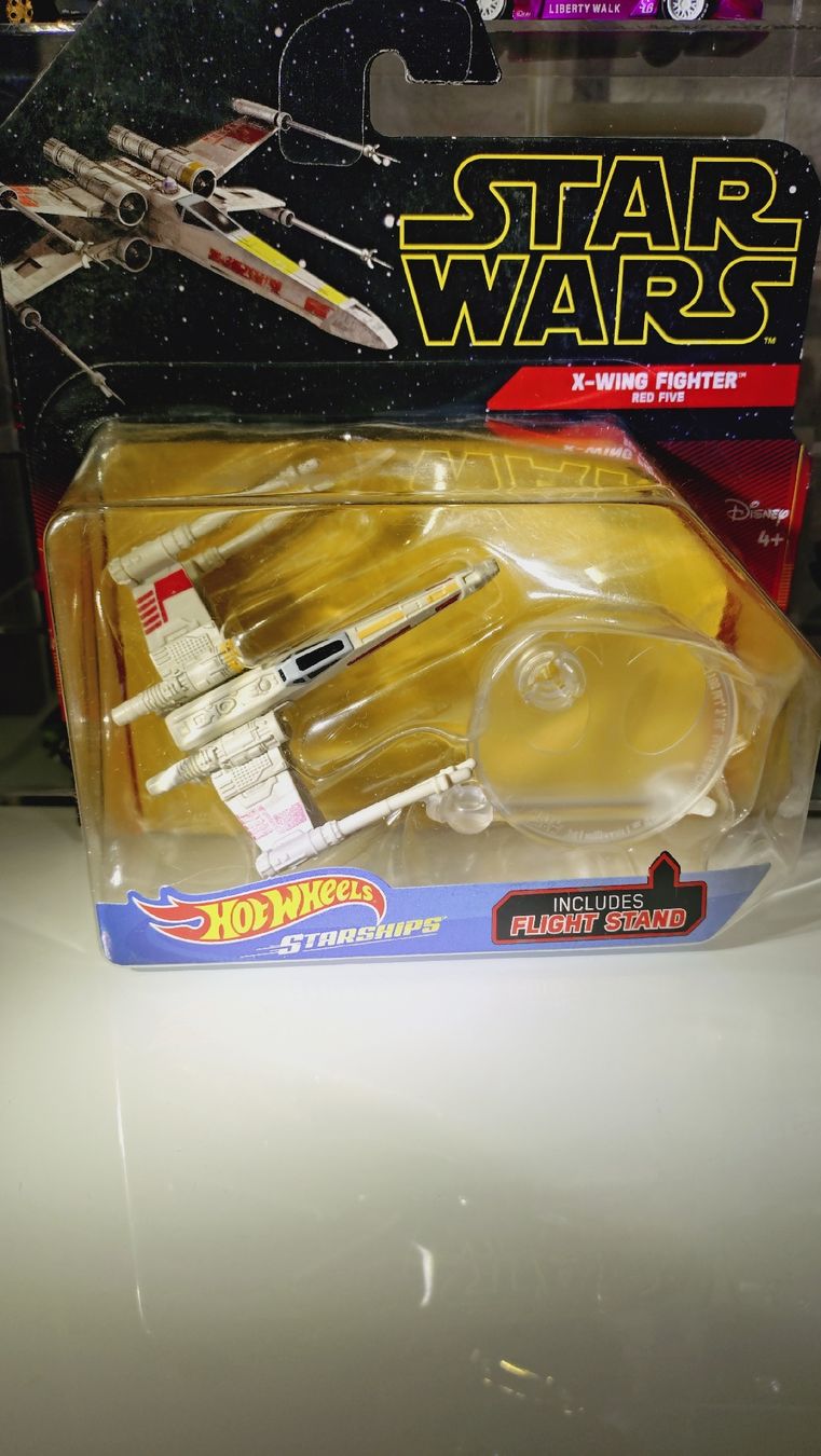 Hot Wheels Modellini d'auto: Hot Wheels Star Wars X-Wing Fighter – Nuovo e nell'imballaggio originale da Zürich venduto da DiecastDude