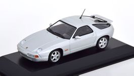 Porsche 928 GTS 1992-1995 silber met.    1:43 von MaXichamps