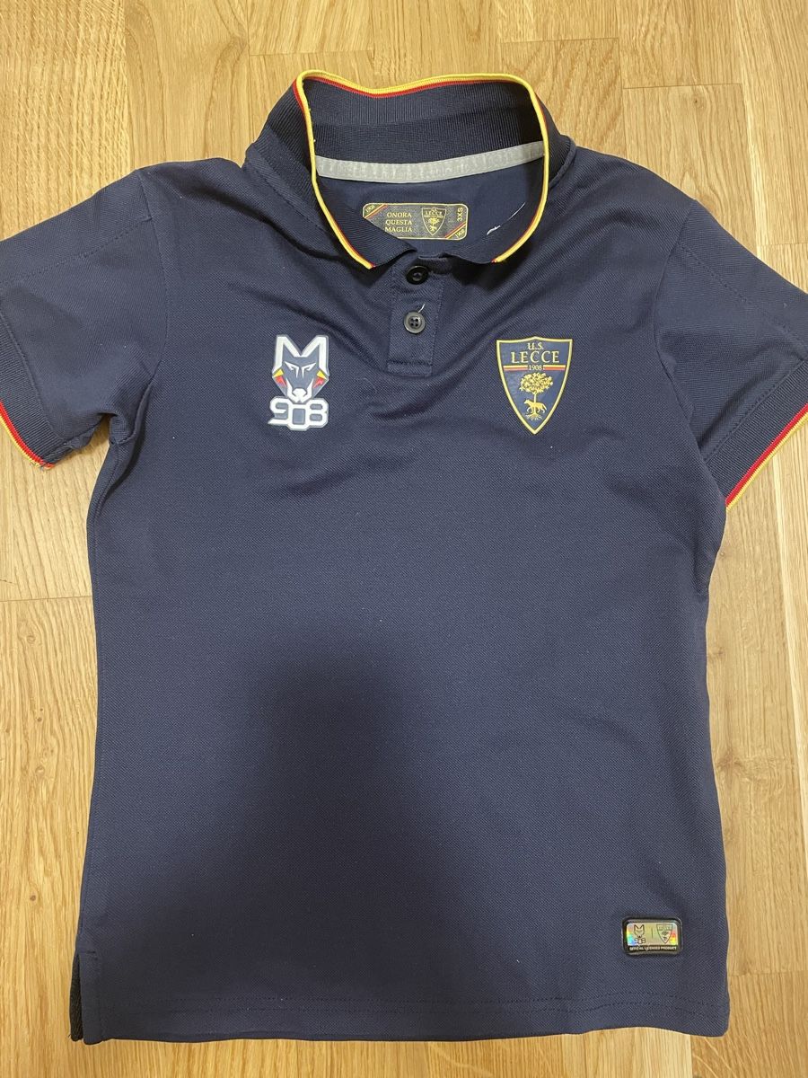 Hemden, T-Shirts & Polos: TShirt US Lecce – Gebraucht aus Bern von calana80