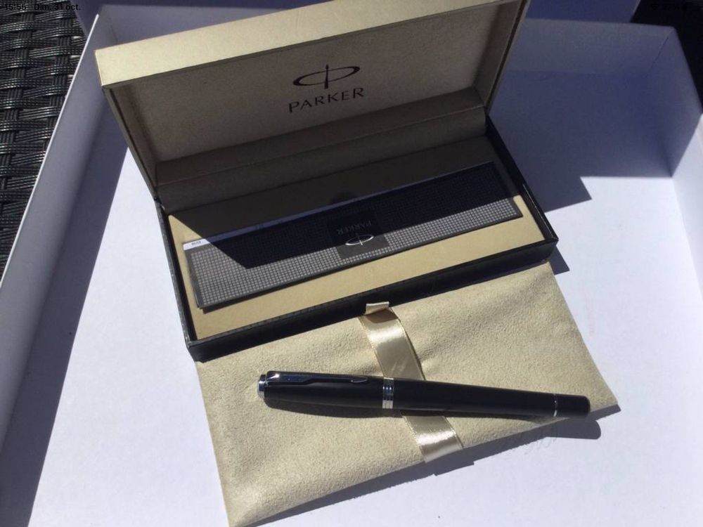 Stylo Plume Parker Sonnet Noir - Plume En Or 18 Carats 750, Occasion