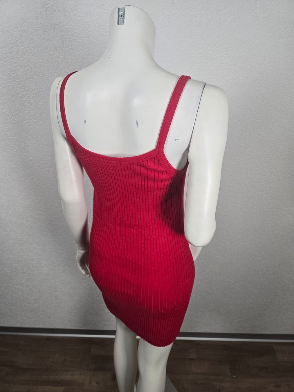 Kleider: Robe rouge taille 38 – Gebraucht aus Les Verrières von kitel79 8