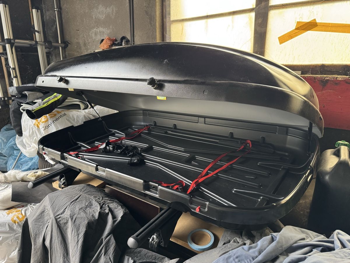Gamaparts Dachboxen: Dachbox Gamaparts inkl. Menabo Träger – Gebraucht aus Gampel von Gismo038 3