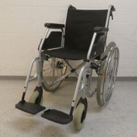 Rollstuhl Meyra, SB 43 cm, Zusatzbremsen, nur CHF 189