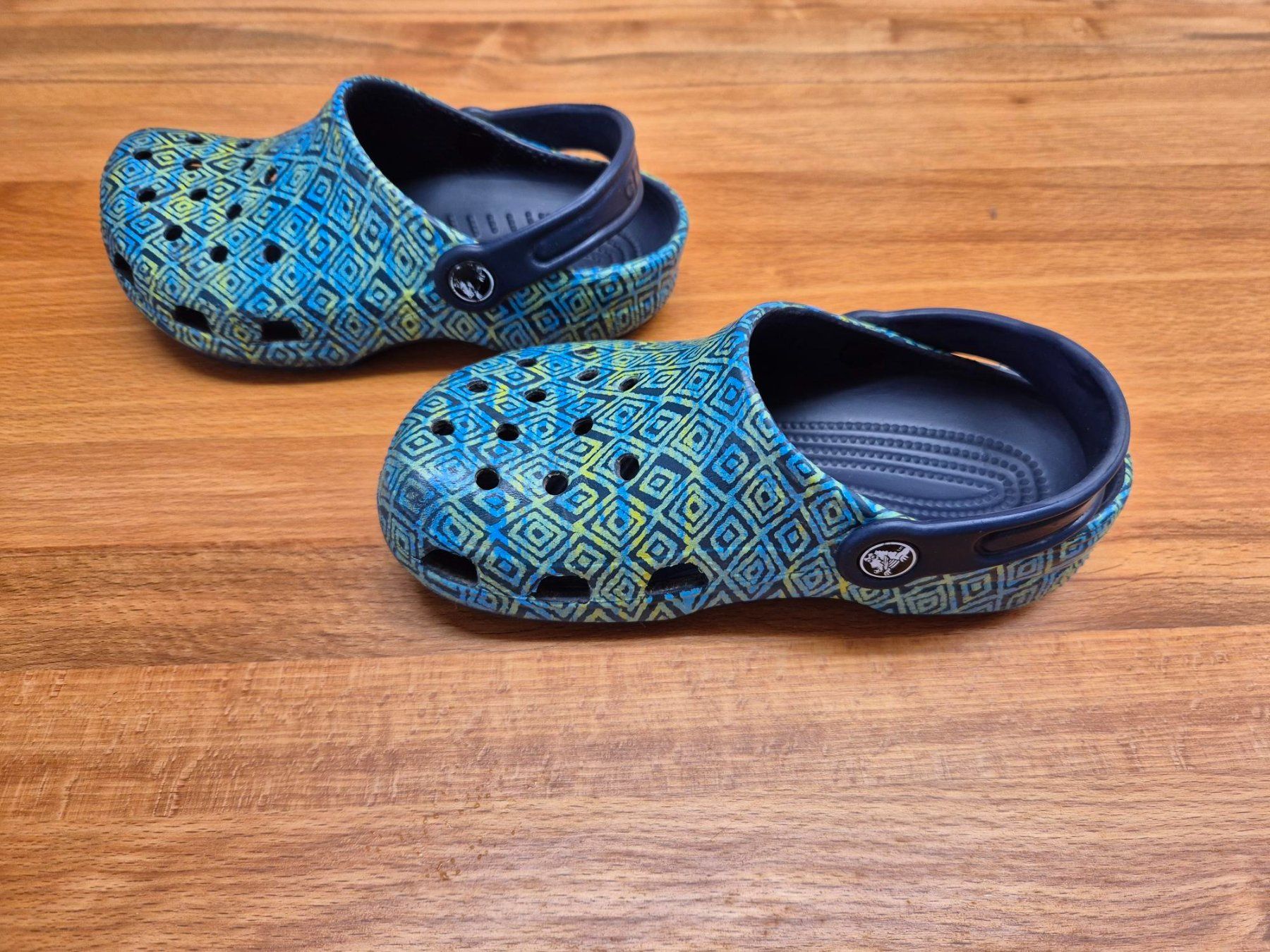 Scarpe per ragazzi: Crocs in der Grösse M1 W3 – Usato da Wetzikon ZH venduto da Uersel5 1