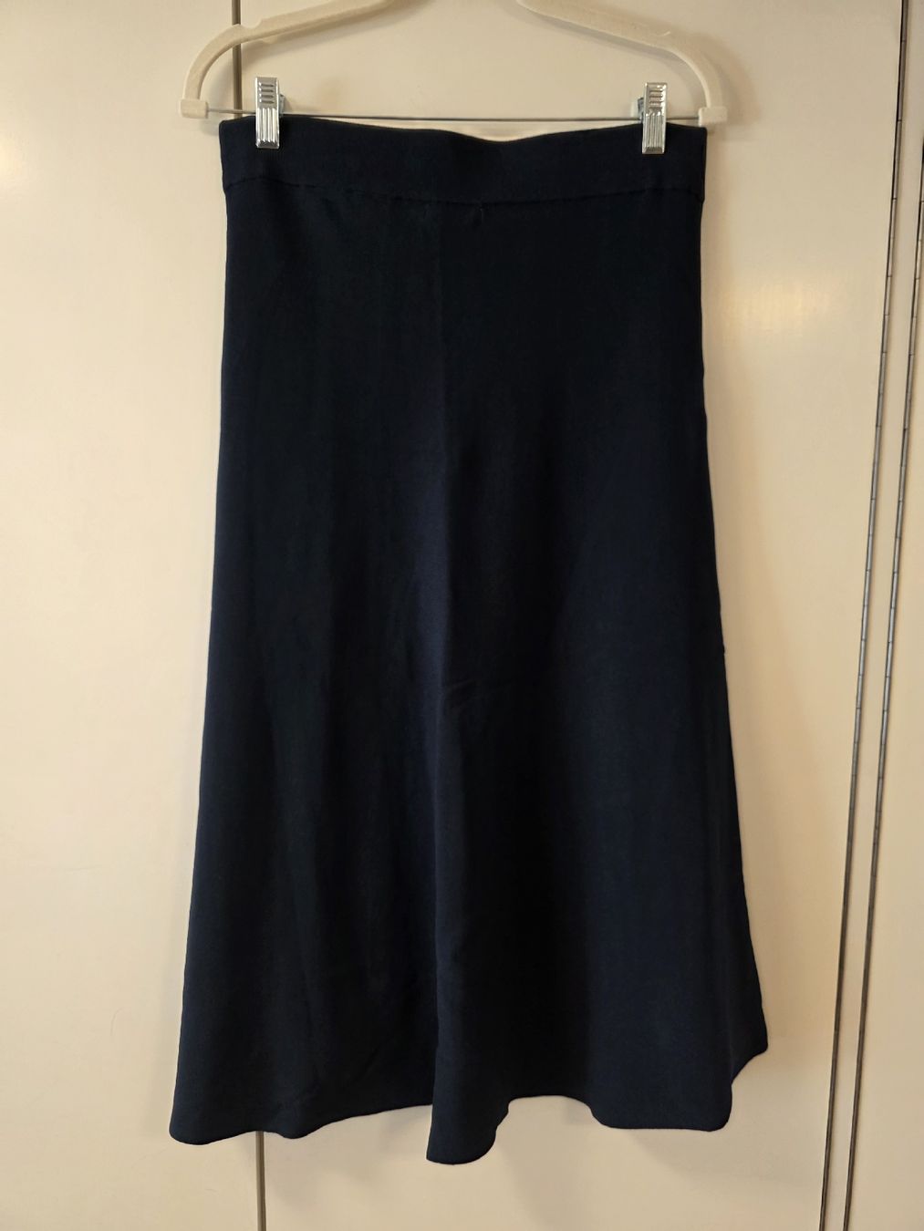 H&M Jupes: Jupe H&M taille M  – D'occasion à Perly par dayna_46 3