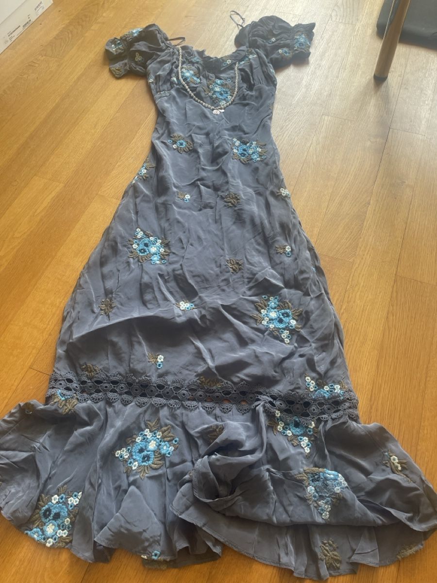 Kleider: Freepeople Kleid mit Rüschen  – Gebraucht aus Basel von Ritzibitzi 2