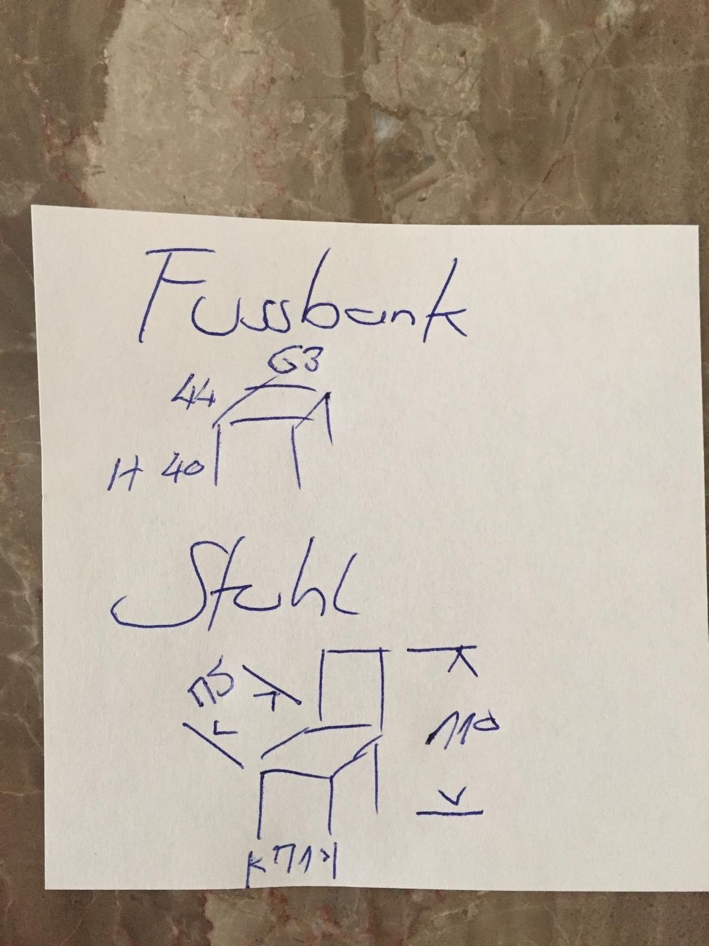Poltrone: Antiker Sessel mit Fusshocker – Usato da Magden venduto da Jackevaro 9