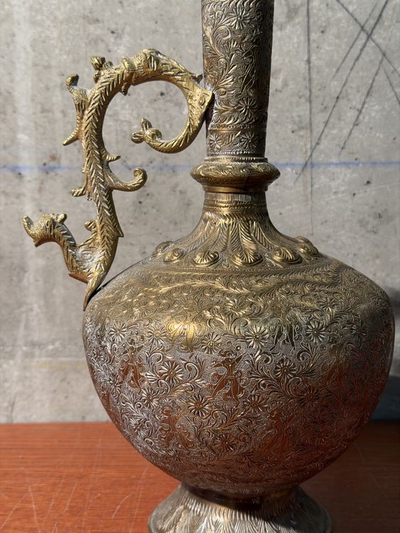 Decorative Brass Ewer Pitcher Ornate Engraved Design (Gebraucht) in ...
