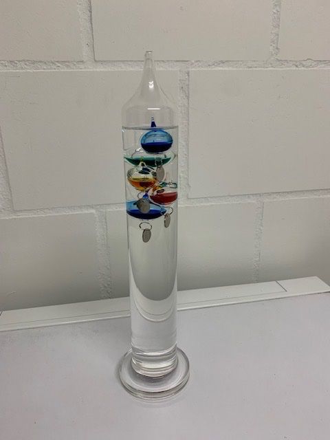 Galileo-Thermometer In Pilzform | Mit 4 Farbigen Kugeln (64°F Bis 76°F) | Dekoratives Glas-Thermometer Für Zuhause & Büro