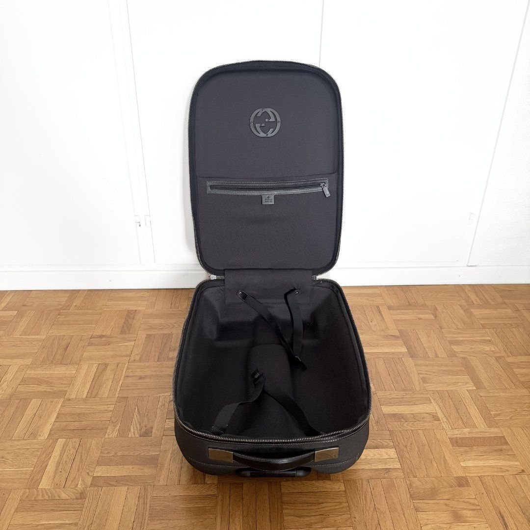 Gucci Valigie: GUCCI Valise à Roulettes - NEUVE – Nuovo (secondo la descrizione) da Vevey venduto da secondlifevevey 1