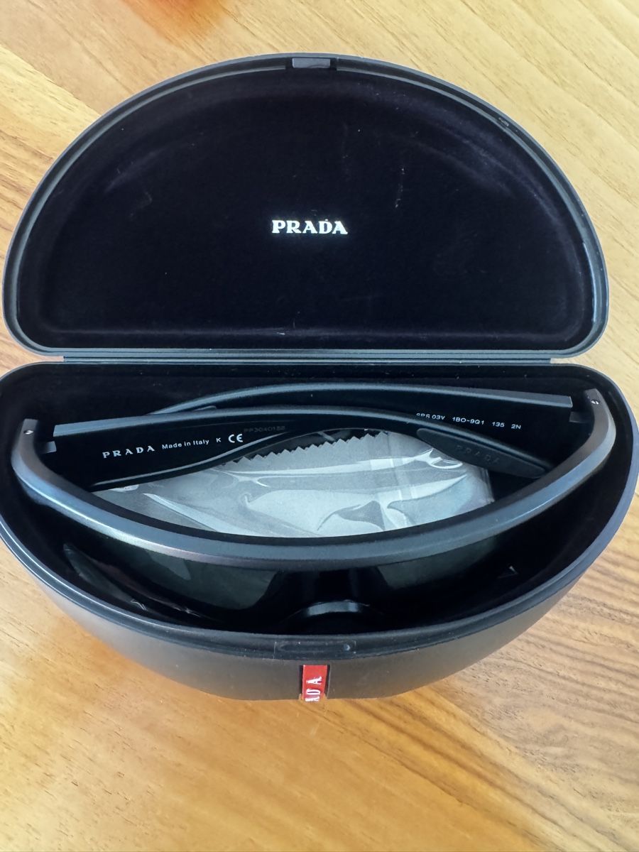 Prada Occhiali & Lenti: Prada Sonnenbrille original sehr gepflegt – Usato da Gipf-Oberfrick venduto da Iberico 6
