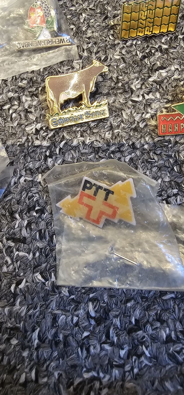 Placchette & Badge: PIN's Eine ganze Kiste voll!! – Nuovo (secondo la descrizione) da Biberstein venduto da Sammler74 8