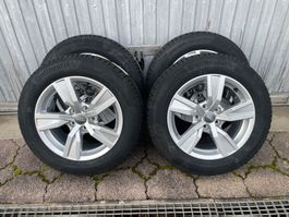 Audi A4 ab 2015 205/60 R16 Winter Neu 4 x 7mm 8W0 601 025 A