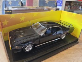 71'Plymouth GTX 440 1:18 Ertl