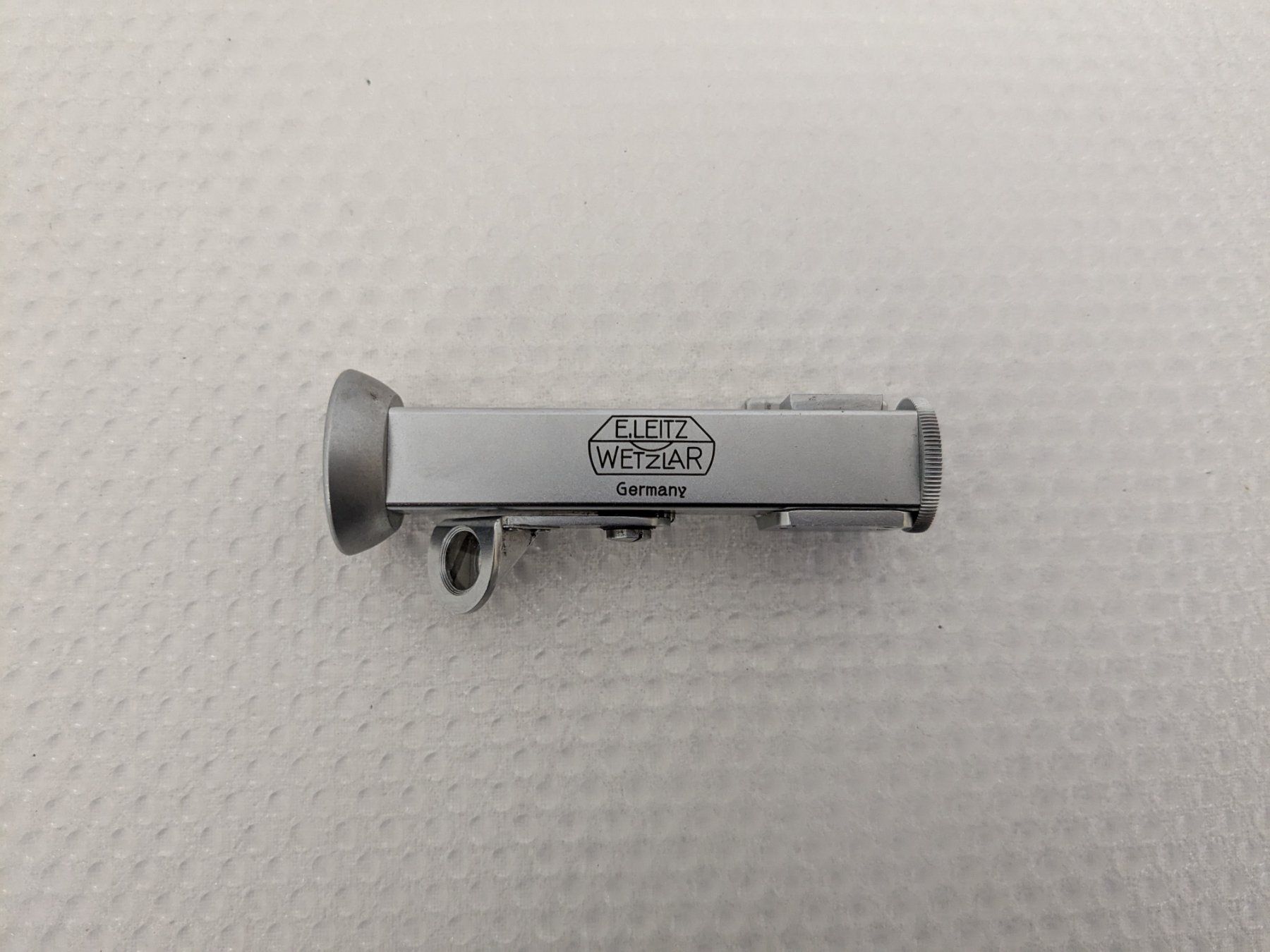 Leitz Fotocamera: Leitz Germany Winkelsucher "Wintu" – Usato da Weinfelden venduto da blaukreuz_brocki_TG 1
