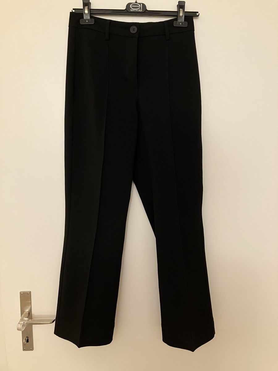 Bershka Pantaloni: Stoffhose Bershka schwarz M – Nuovo (secondo la descrizione) da Herrliberg venduto da spunggi 1