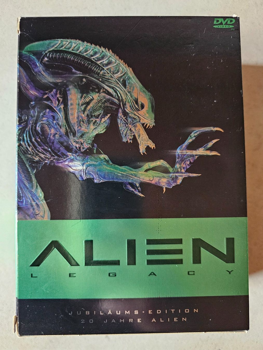 Alle DVDs: Alien Legacy Box  -  Teile 1 - 4 – Gebraucht aus Schneisingen von