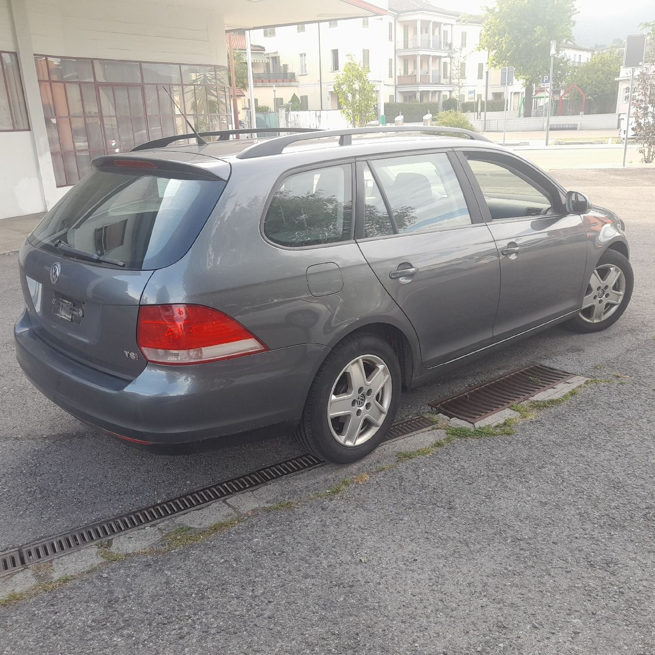 VW Autos: vw golf wagon 1400 trend ab mfk – Gebraucht aus Ligornetto von Giallocorsa 2