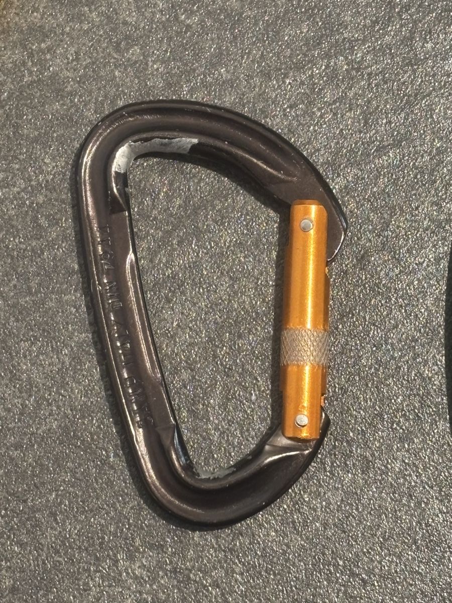 Attrezzatura da arrampicata: Diverse Karabiner und Expresse – Usato da Sirnach venduto da Fabrice--_-- 9