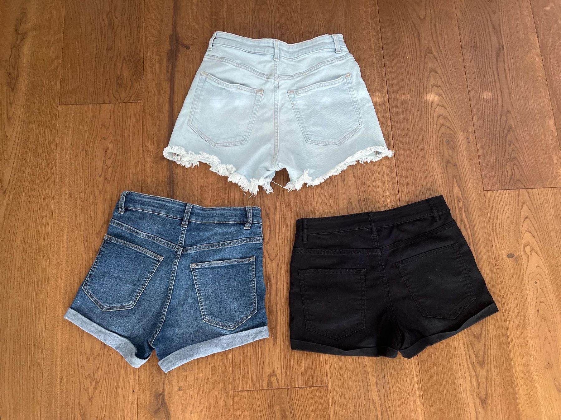 H&M Pantaloni: 3 Paar Short von H&M Divided - Grösse 36 – Usato da Aesch BL venduto da Goldfish13 1