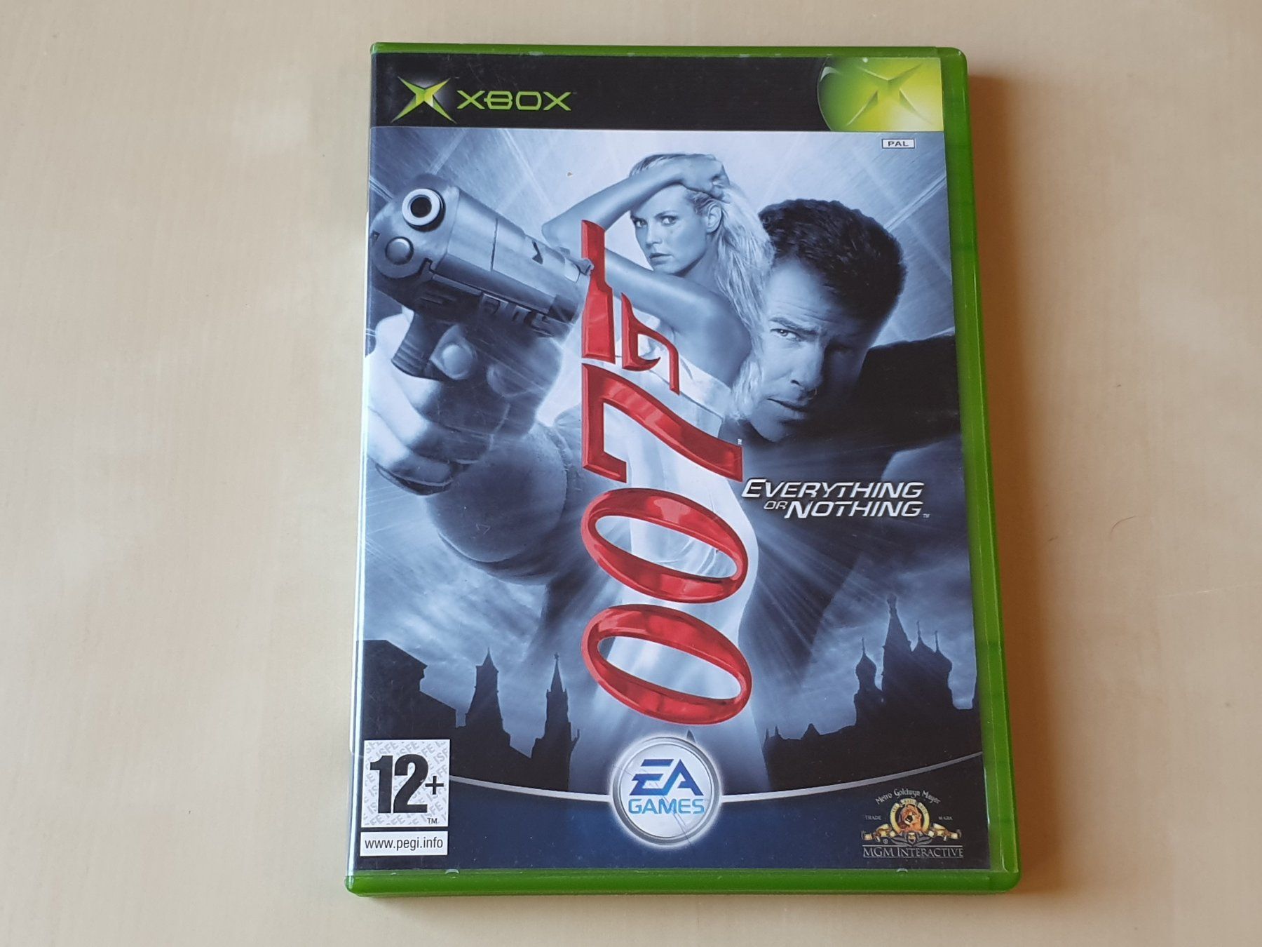 Microsoft Giochi: James Bond 007 Everything or Nothing – Usato da Stansstad venduto da collectorsshop