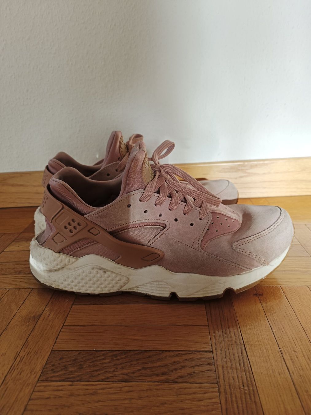 Nike Scarpe da donna: Nike – Usato da Meilen venduto da Inessa11 1