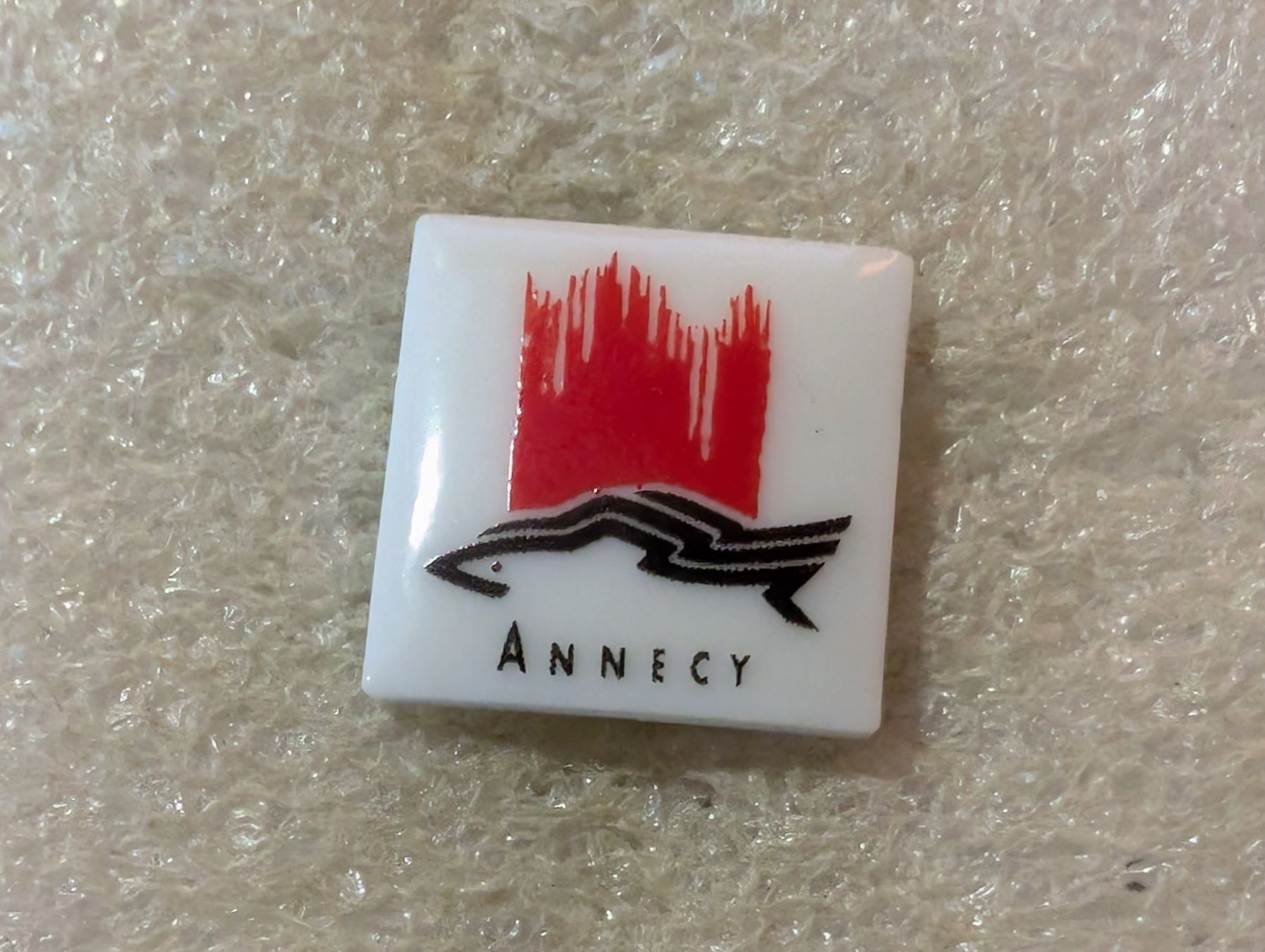 Plaquettes & Badges: Anstecknadel 185: Annecy – D'occasion à Oppligen par Pin-Fall-Shop