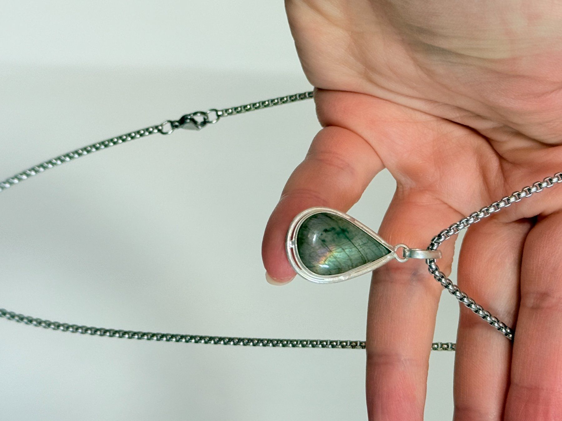 Catenine: Pendentif Larme Labradorite Unique ✨ – Nuovo e nell'imballaggio originale da Genève venduto da AWWA 9