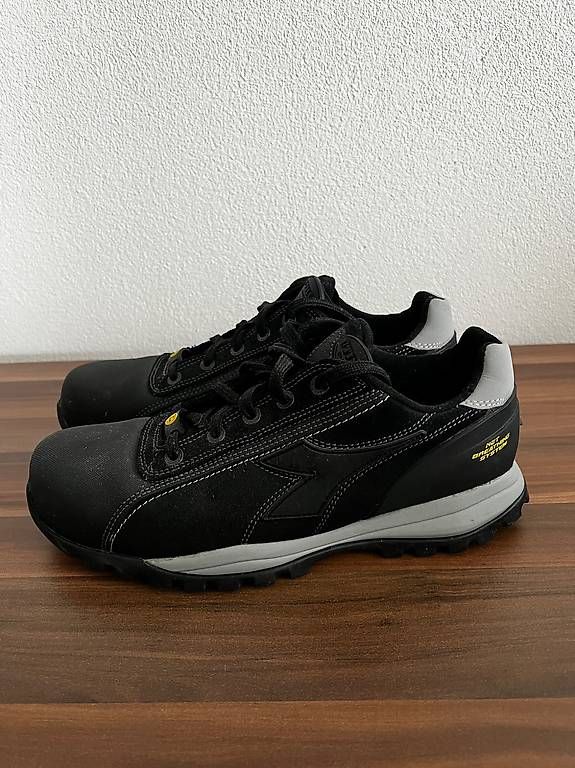 Diadora Scarpe da uomo: Sicherheitsschuhe Diadora - Neu – Usato da Ohmstal venduto da M1V4RS9G