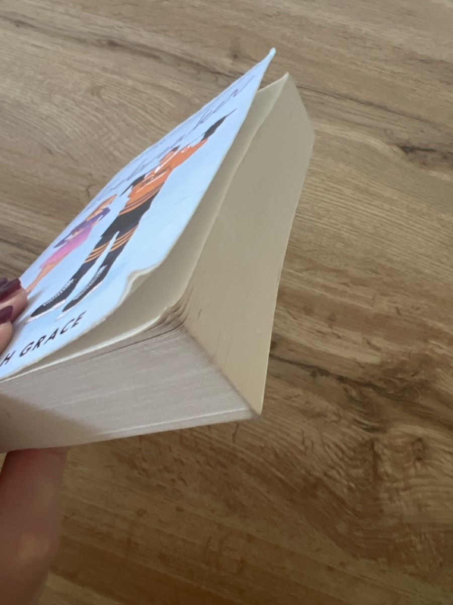 Libri: Icebreaker by Hannah Grace Book Used – Usato da Tuggen venduto da Tantas 2