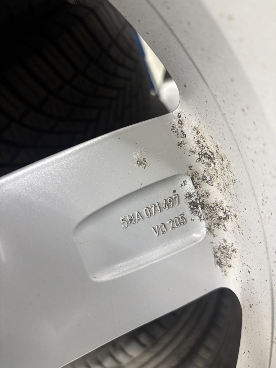 Pneumatici & Ruote complete: VW Original Kompletträder – Usato da Steinhausen venduto da Lui266 7
