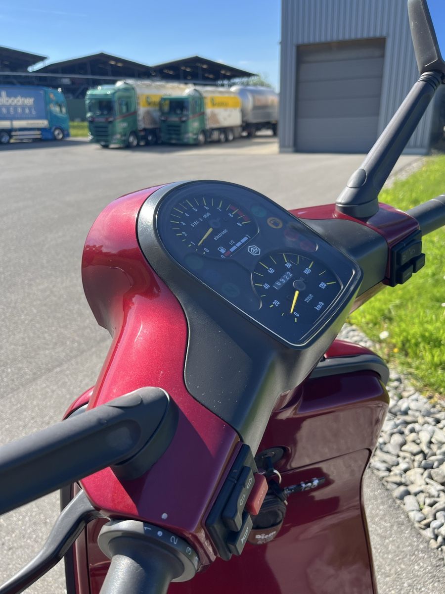 Vespa Scooter: Vespa Cosa 125 – Usato da Münchenbuchsee venduto da Drio 2