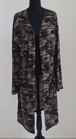 Damen Cardigan Tarnmuster   Grösse XL