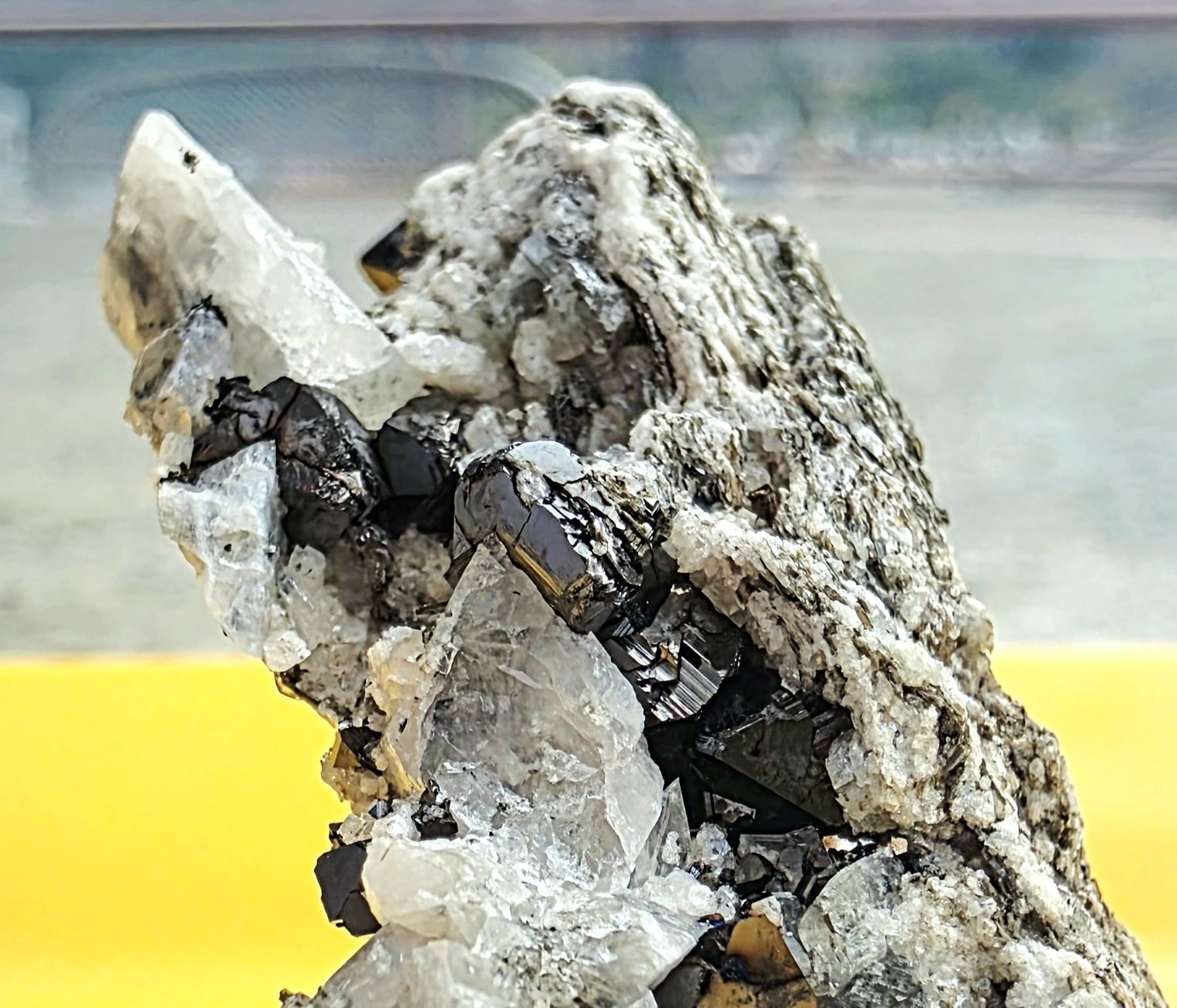 Minerali & Pietre curative: Mineralien Mix Ilmenit, Magnetit, Rutil, Binntal Lärcheltini – Usato da Glis venduto da nbu_65ys 4