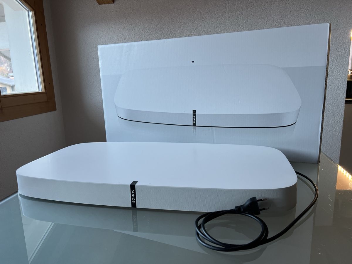 Sonos Home Cinema: SONOS Playbase weiss – Usato da Meiringen venduto da Cheetha4