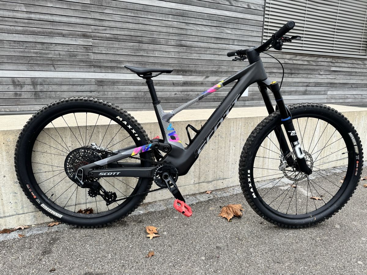 Scott Biciclette: **NEU**Scott Genius Tuned 1/1 Speziallackierung – Nuovo e nell'imballaggio originale da Aarburg venduto da fred_RM5 1