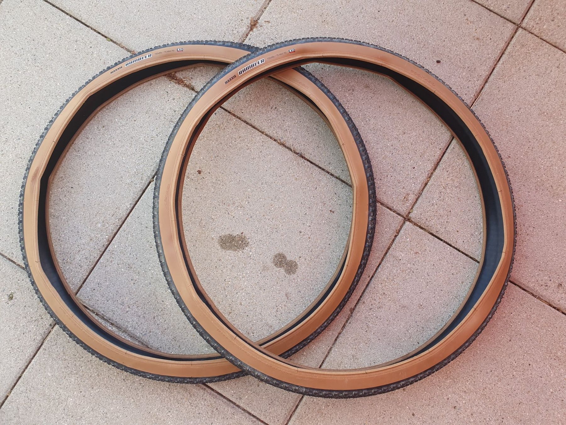 Altro in Scrittura & Disegno: Pneus gravel Maxxis Rambler – Usato da Magglingen/Macolin venduto da Zwo2