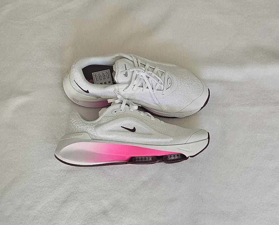 Nike Scarpe da donna: Nike Performance Schuhe – Nuovo (secondo la descrizione) da Balsthal venduto da dra_292z 1