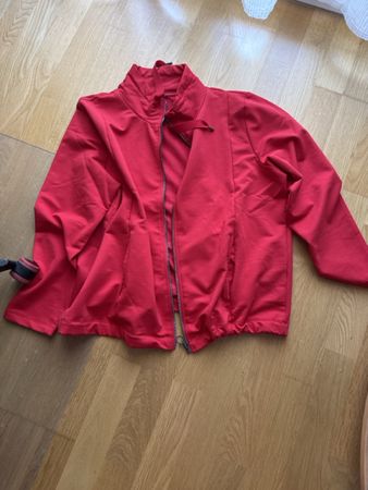 Sportjacke rot mit Reissverschluss guter Zustand unisex