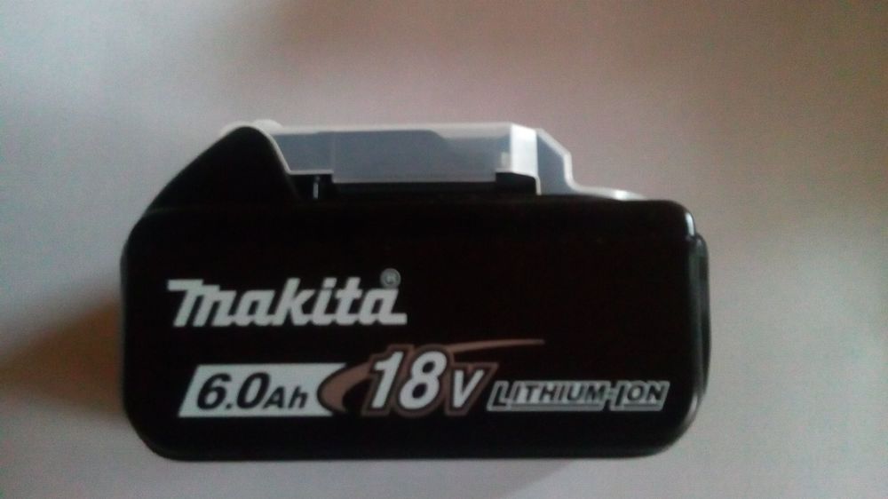 Neuwertige Original Makita Akkus 6 Ah 18 volt Kaufen auf Ricardo