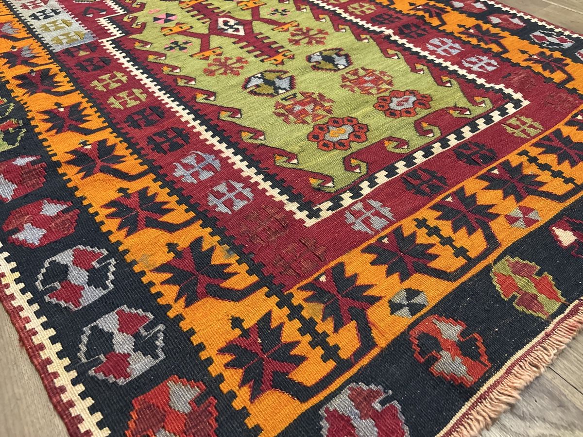 Tappeti: Kelim der extra Klasse – Usato da Bennau venduto da Mayer_Carpets 7