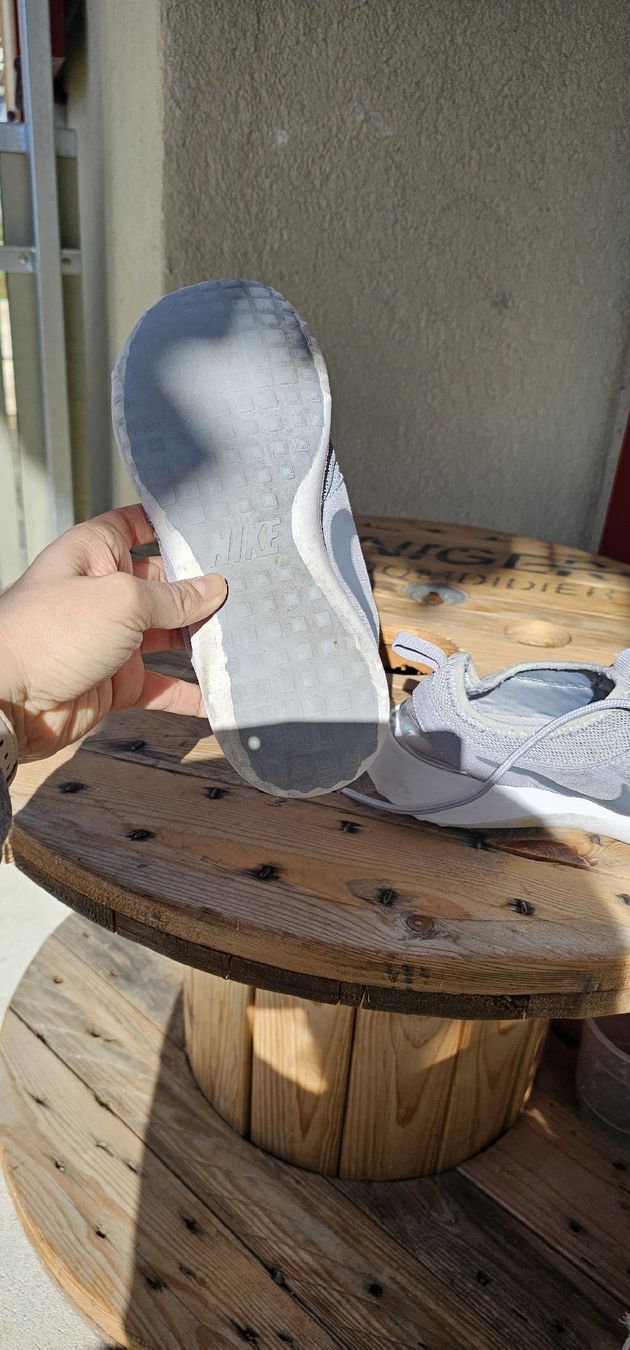 Nike Scarpe da uomo: Nike Schuhe, Grau, Gr. 39 – Usato da Biel/Bienne venduto da ricard6691 7