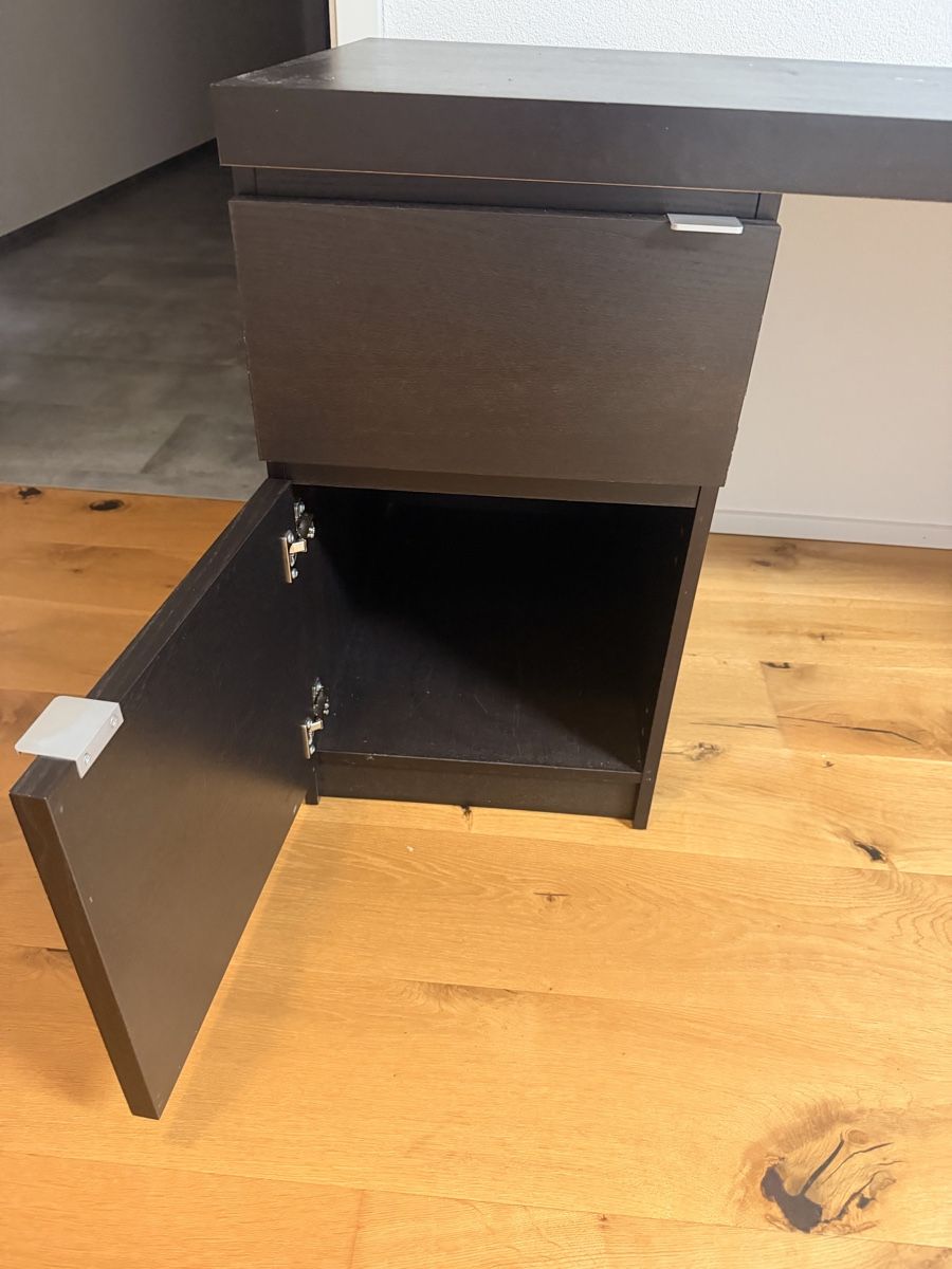 Schreibtische: Schreibtisch Pult – Gebraucht aus Balterswil von new_one-123 1